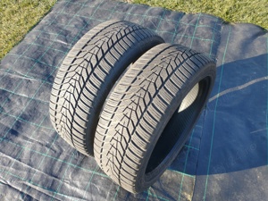 Vand 2 anvelope iarna Hankook 215/45 R18