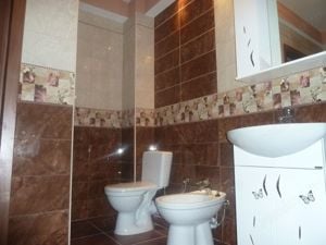 Apartament cu 3 camere in zona Giurgiului - imagine 7