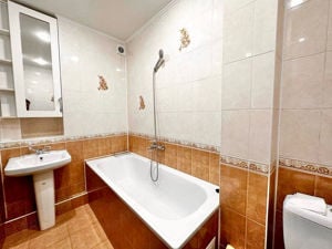 Apartament cu 3 camere in zona Gorjului - imagine 10