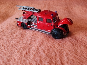 vand masinuta Siku 4114 de pompieri Magirus 1 .50