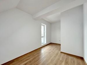 Apartament cu Structura Generoasa si Priveliste Deosebita - imagine 8