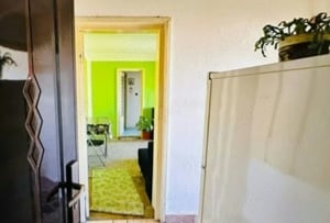 vand apartament 2 camere zona Vlaicu - imagine 3