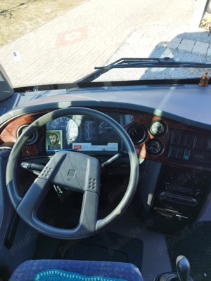 vinzare autobuz - imagine 4