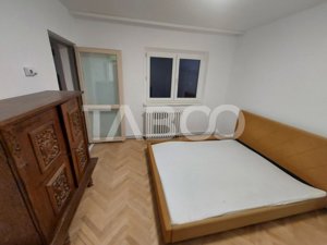 Apartament decomandat de vanzare la etaj intermediar Scoala de Inot - imagine 7