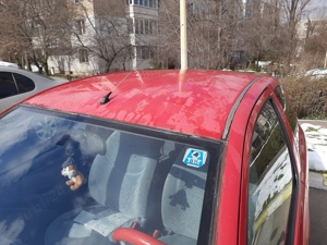 Toyota  yaris 1l benzina, 143000km reali - imagine 10