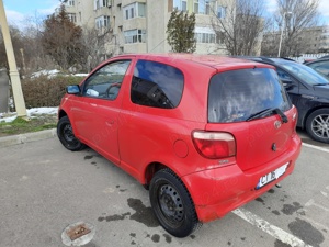 Toyota  yaris 1l benzina, 143000km reali - imagine 3