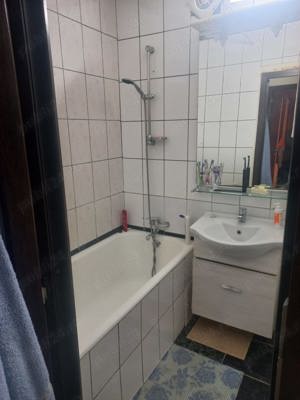 Vând apartament 3 camere - Bloc reabilitat termic, mobilat și utilat - imagine 11