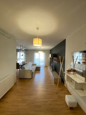 Oportunitate de investitie! Apartament cu 2 camere, 64mp, zona Eroilor - imagine 3