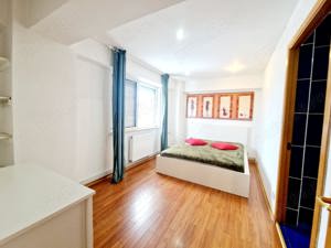 Proprietar Apartament 4 camere Calea Mosilor - imagine 2