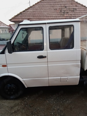 Iveco cu 7 locuri basculabil  - imagine 6
