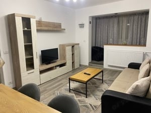 Închiriez apartament - imagine 9