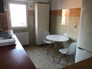 Închiriez apartament 2 camere, zona Iulius Mall - imagine 9