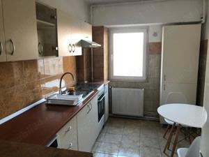 Închiriez apartament 2 camere, zona Iulius Mall - imagine 7