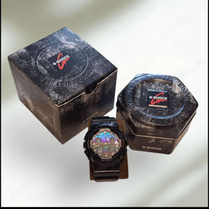 Casio GA-100RGB-1AER