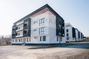 Apartament nou cu 1 cameră și loc parcare exterior inclus, Sânmartin - imagine 5