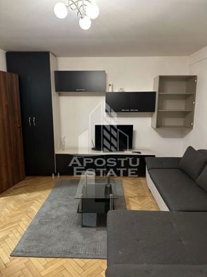 Apartament cu 2 camere, centrala proprie, Complexul Studentesc