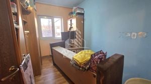 Apartament cu 3 camere, centrala proprie, etaj 3, zona Lipovei - imagine 3