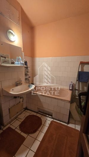 Apartament cu 3 camere, centrala proprie, etaj 3, zona Lipovei - imagine 7