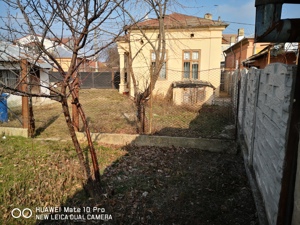 De vanzare (de inchiriat) , in zona centrala, casa cu curte de 1100 mp - imagine 8