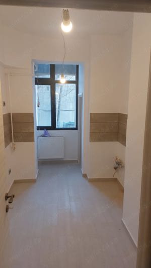 Inchiriez apartament nemobilat cu 3 camere Calea Mosilor Sector2 - imagine 5