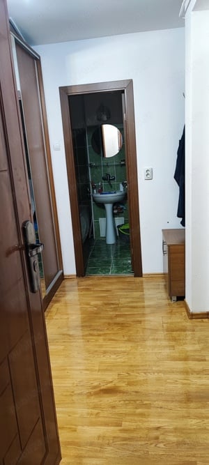 Închiriez apartament 2 camere Bld. București  - imagine 4