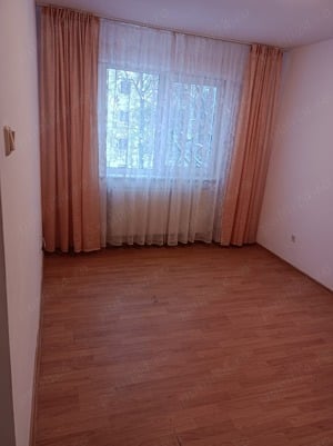 Închiriez apartament 2 camere  - imagine 3