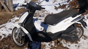 Vând scuter piaggio liberty ca nou!! - imagine 2