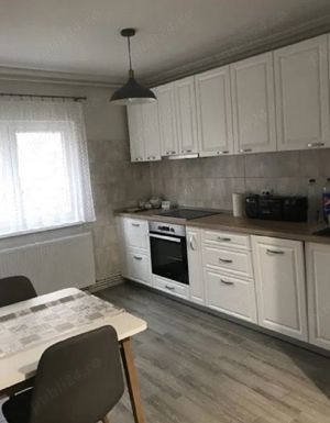 centru pe Bulevardul Decebal ofer chirie Apartament 2 camere  - imagine 9