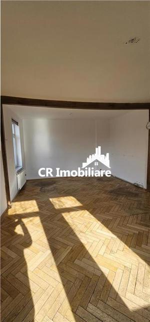 Inchiriere apartament 5 camere in vila Armeneasca Mosilor - imagine 3