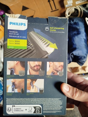 Aparat de tuns barba si parul 7 in 1 PHILIPS Multigroom MG3720 - imagine 2