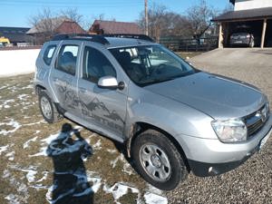 Vând Dacia Duster an2010 unic proprietar înmatriculat octombrie 2024. - imagine 5