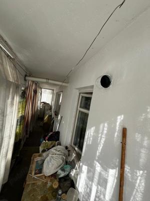Apartament 3 camere zona centrala necesita renovare  - imagine 9
