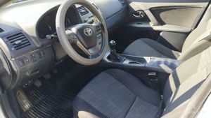 Toyota Avensis T27 - imagine 6