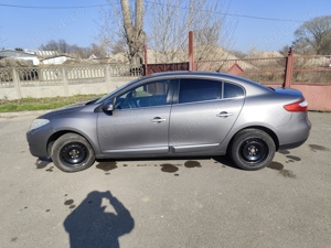 Renault Fluence Dynamique Plus 1.5 110CP 2011 Euro 5 113.500 Km - imagine 8