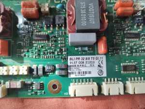 invertor 4422 4 L-0136A de pe tv Philips 32pf9531 - imagine 2