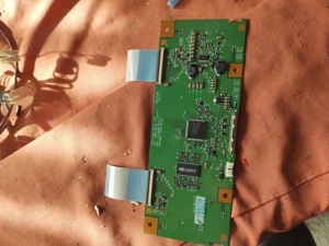 tcon lg 6870c-0073a lc320wx2-sl01-f11 de pe tv Philips 32pf9531