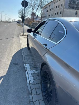 BMW Seria 5 F10 Navi Piele Jante R19 - imagine 3