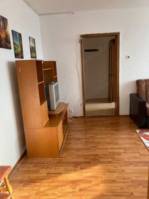 Vand apartament 2 camere semidecomandat in spatele Colegiului Petru Rareș Suceava  - imagine 5