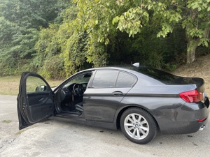 Vând bmw f10 seria 5  - imagine 4