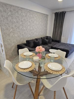 Apartament cu 2 camere de închiriat în ansamblul Soho - imagine 3