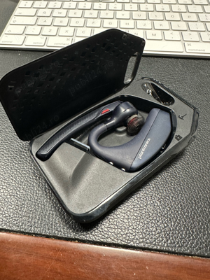 Casca Plantronics Voyager 5200