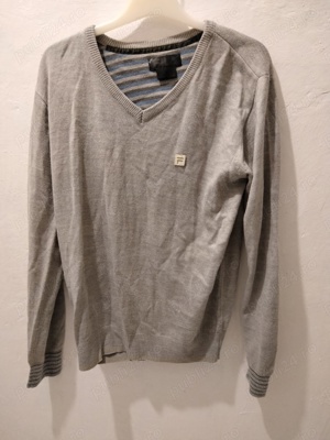 Pulover Fila marime medie