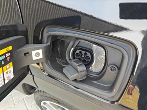 Vând jeep renegade hybrid plug in 4x4  - imagine 4