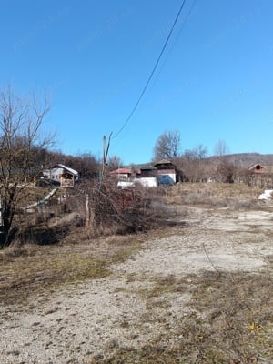 Proprietatea ta la Blidari 12 km de Ramnicu Valcea,235mp+109,7277mp intravilan - imagine 2