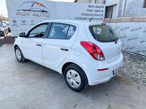HYUNDAI i20 . Unic proprietar pe Germania . Motorizare  1120 Diesel .75  Cp. Euro  5  .Rate fixe .  - imagine 5