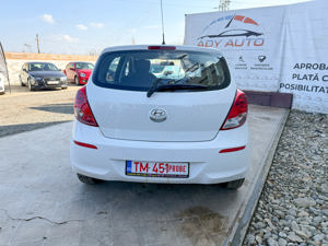 HYUNDAI i20 . Unic proprietar pe Germania . Motorizare  1120 Diesel .75  Cp. Euro  5  .Rate fixe .  - imagine 3
