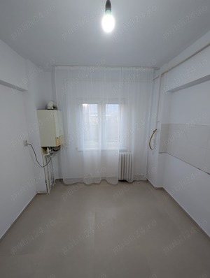 Proprietar, vând apartament decomandat 2 camere ultracentral - imagine 7