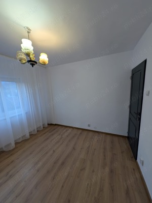 Proprietar, vând apartament decomandat 2 camere ultracentral - imagine 6