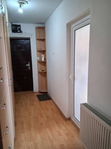 Vând apartament 3 camere situat în centrul comunei 67mp acte valabile 1 singur proprietar  - imagine 4