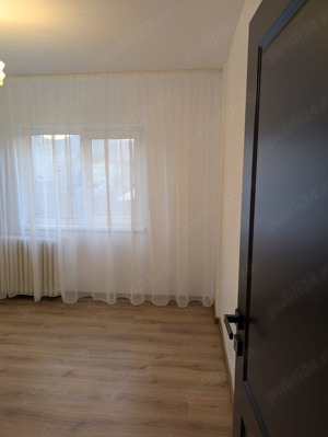 Proprietar, vând apartament decomandat 2 camere ultracentral - imagine 5